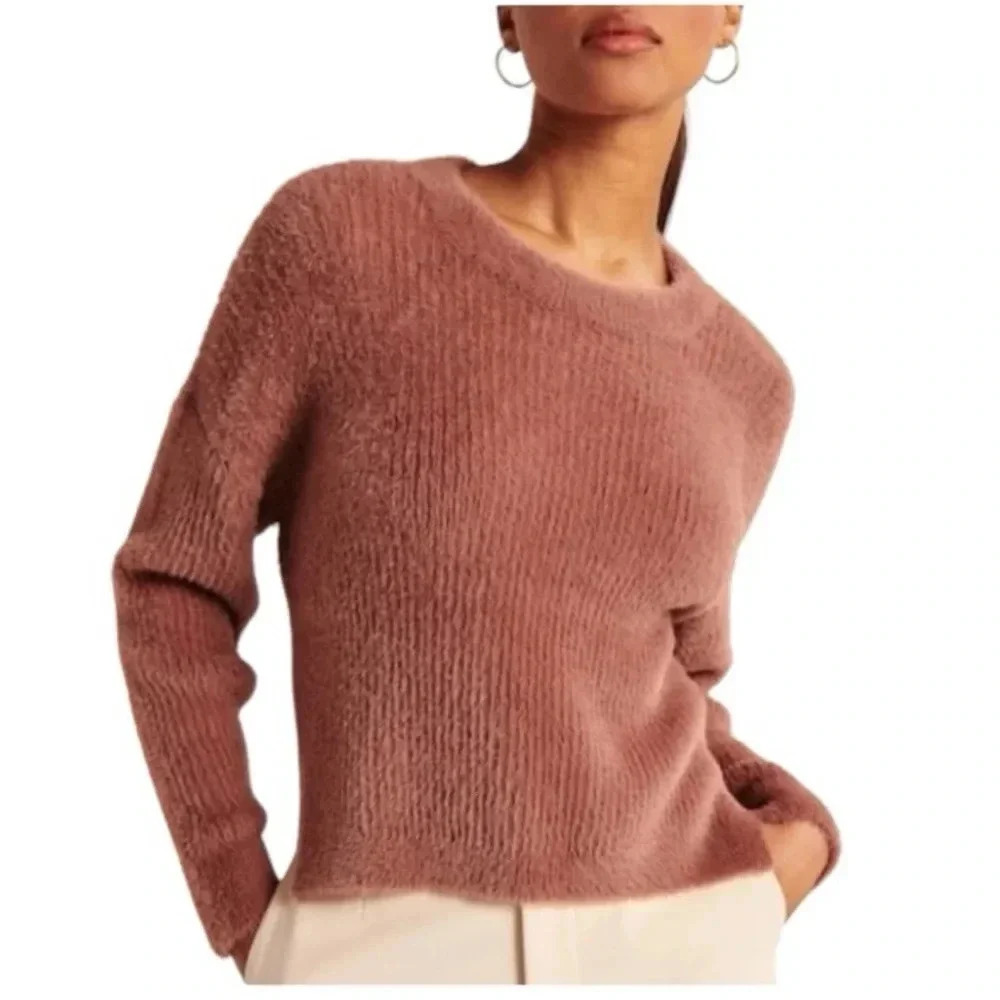 ABERCROMBIE & FITCH | Rosy Brown Soft Fuzzy Texture Eyelash Crew Sweater Size S.